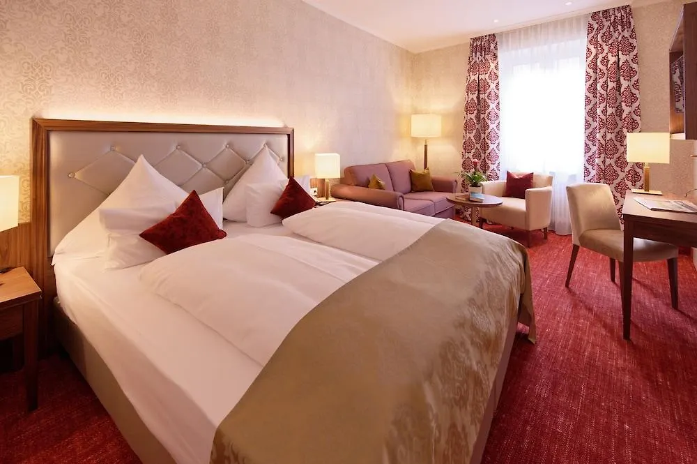 Hotel Schlicker München 3*,